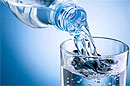 Почему нам не нужно выпивать 8 стаканов воды в день