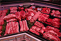 Половина мясных продуктов на прилавках США заражена стафилококком